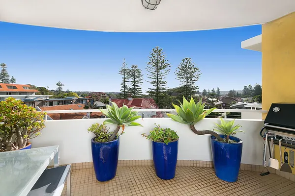 Main balcony with views to the Norfolk pines
